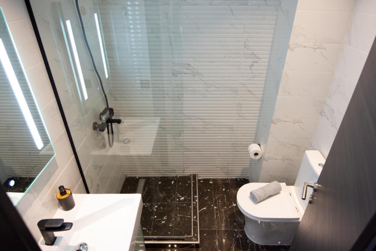 Skg Luxury Apartment เทสซาโลนิกิ ภายนอก รูปภาพ